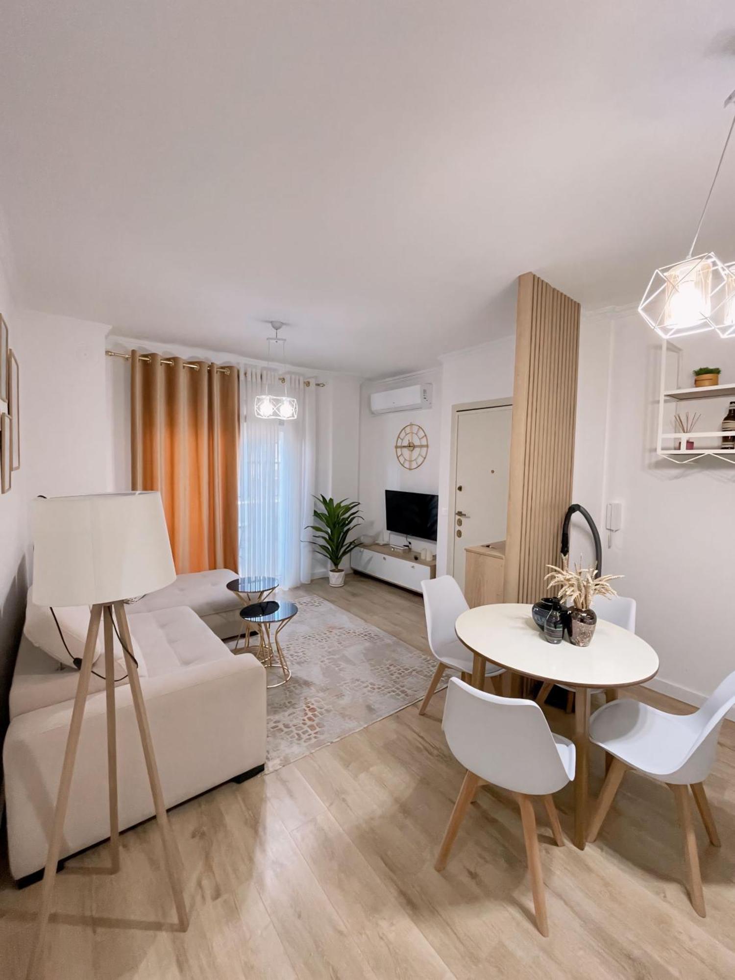 Kesa Apartment Korce Exterior foto